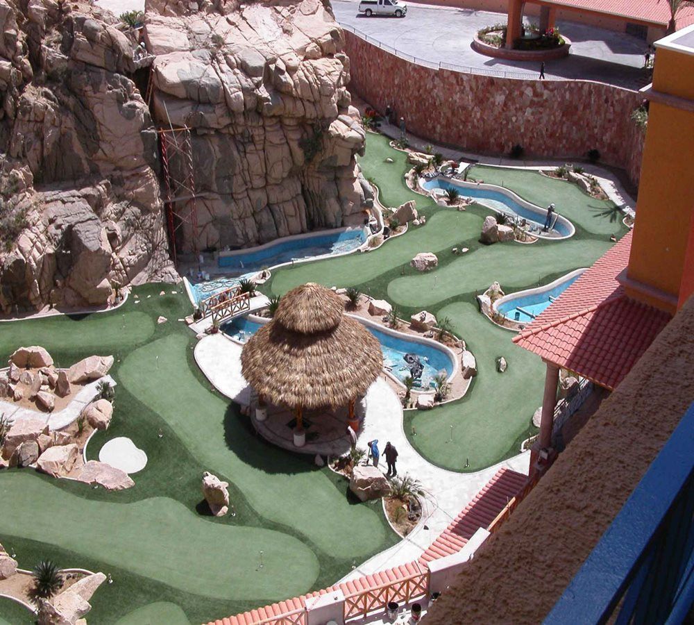 Kennewick artificial putting green