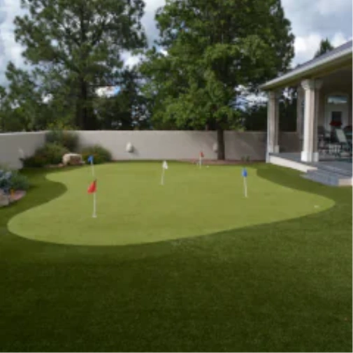 Designing the Ideal Backyard Putting Green For Your Kennewick Space