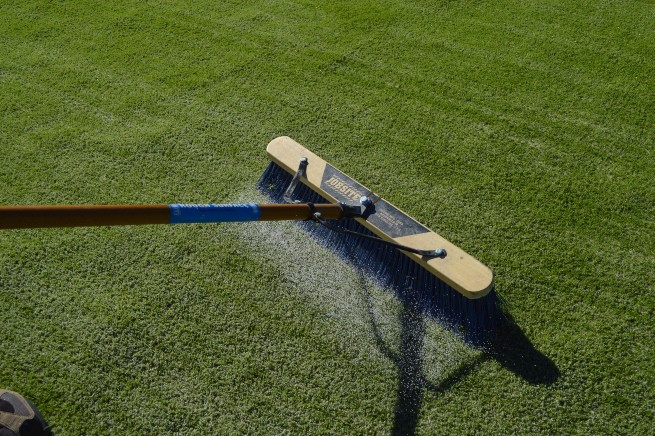 Kennewick artificial turf installation - infill